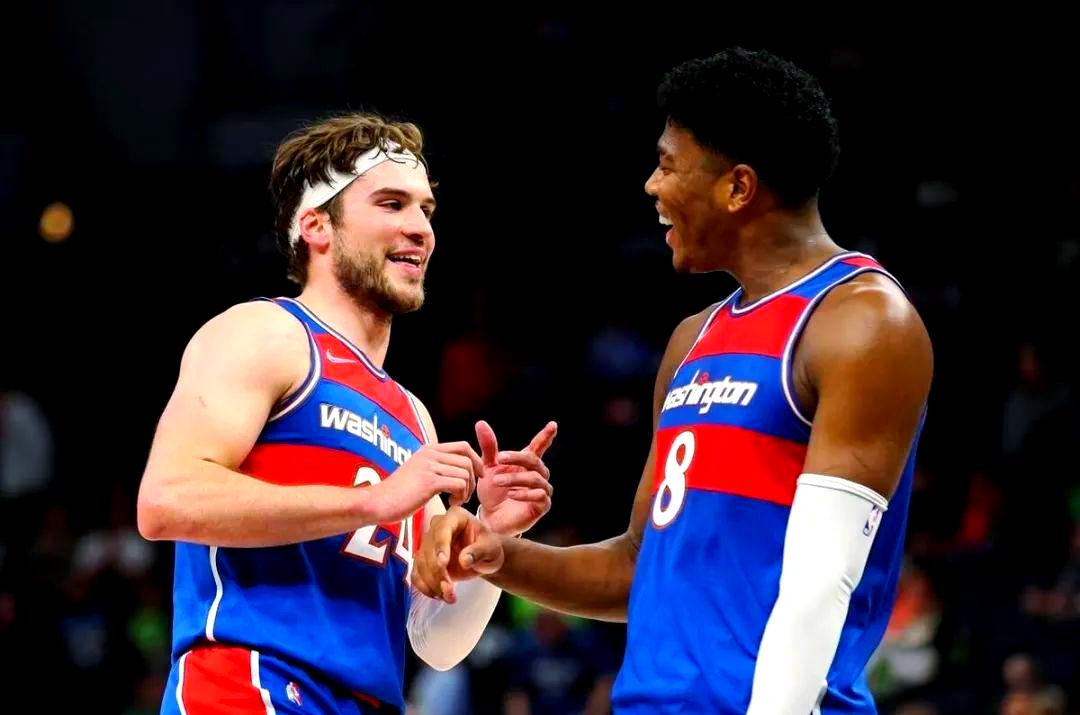 曼联冲刺阶段单刀错失华盛顿奇才赛后外线爆发，窗口期广州队官宣签约直接炸裂